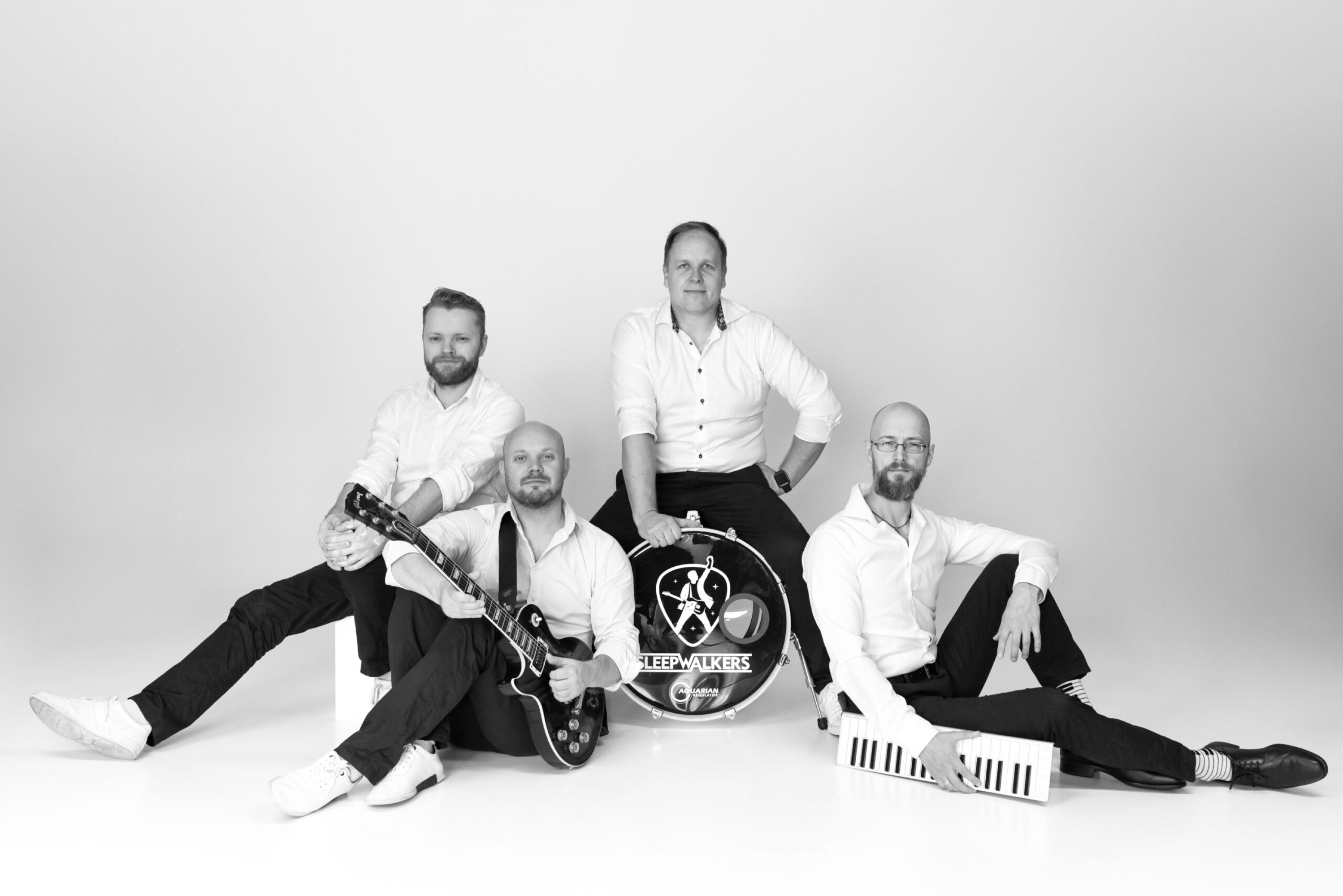 Peoband-tantsuansambel-sleepwalkers