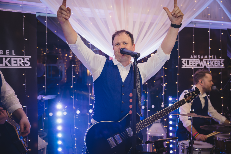 pulmaansambel-sleepwalkers-klaara-manni-2